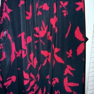 Investments Black and Red Patterned Dress